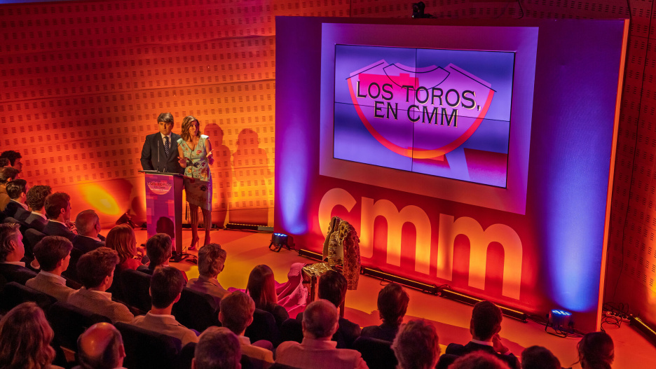 Un momento del acto de presentación de la temporada taurina de la televisión regional presentado por José Miguel Martínd de Blas y Mariló Leal y que contó con la presencia de destacas figuras del toreo.