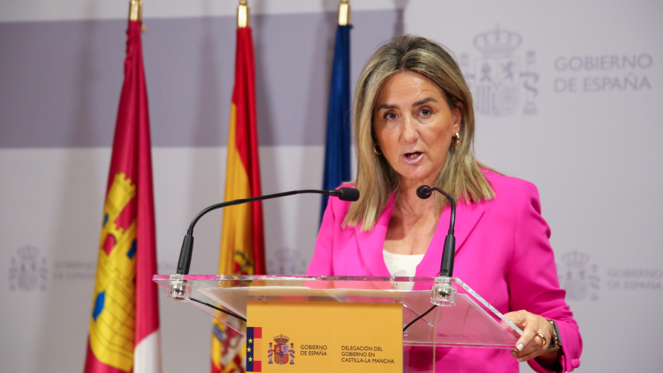 La delegada del Gobierno de España en Castilla-La Mancha, Milagros Tolón, durante la rueda de presa este 30 de julio