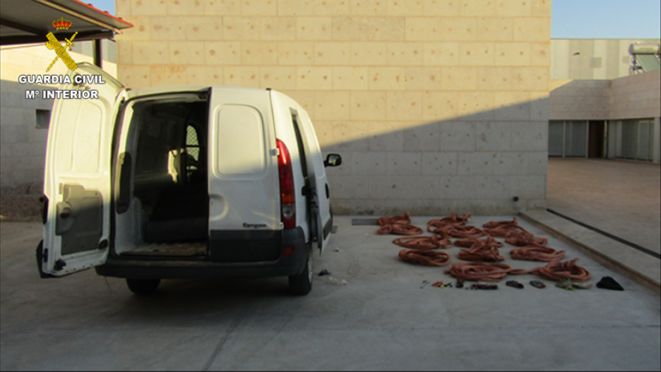 Material incautado por la Guardia Civil