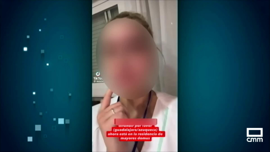 El vídeo se hizo viral el pasado sábado y la trabajadora fue despedida por la residencia el domingo.