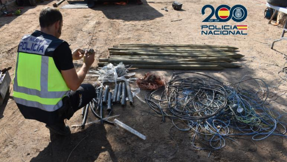 Material incautado al clan detenido en Alcázar de San Juan.