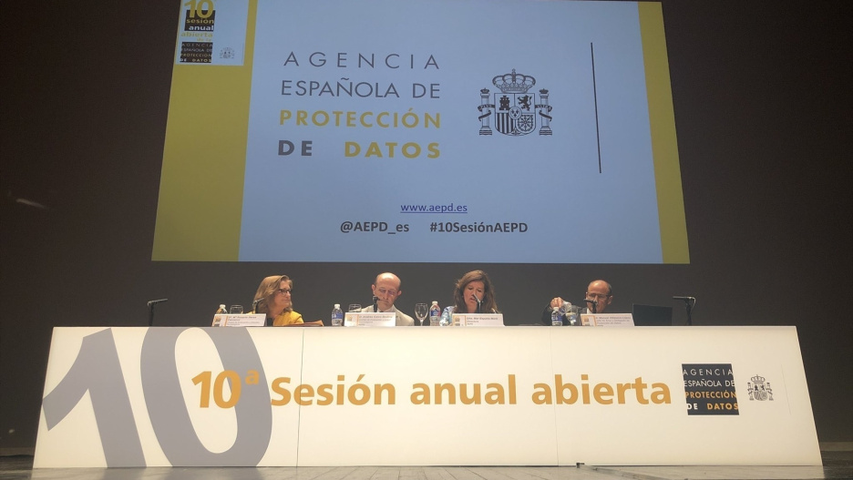 (Foto de ARCHIVO)
La Agencia de Protección de Datos será extremadamente activa ante infracciones que afecten masivamente a españoles


04/6/2018