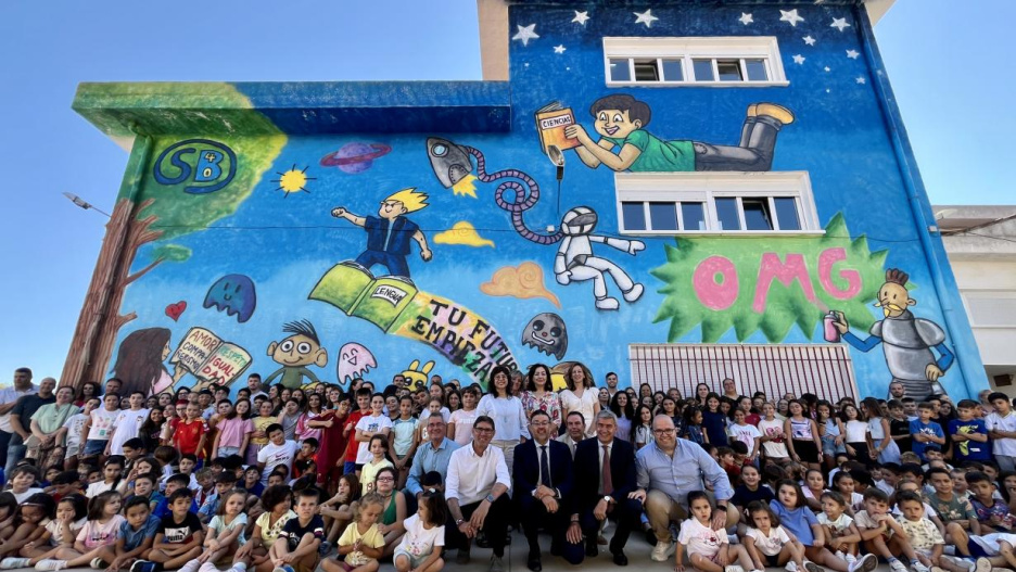 El consejero de Educación durante la inauguración del curso escolar en el CEIP ´Santa Bárbara´ de Villacañas (Toledo).