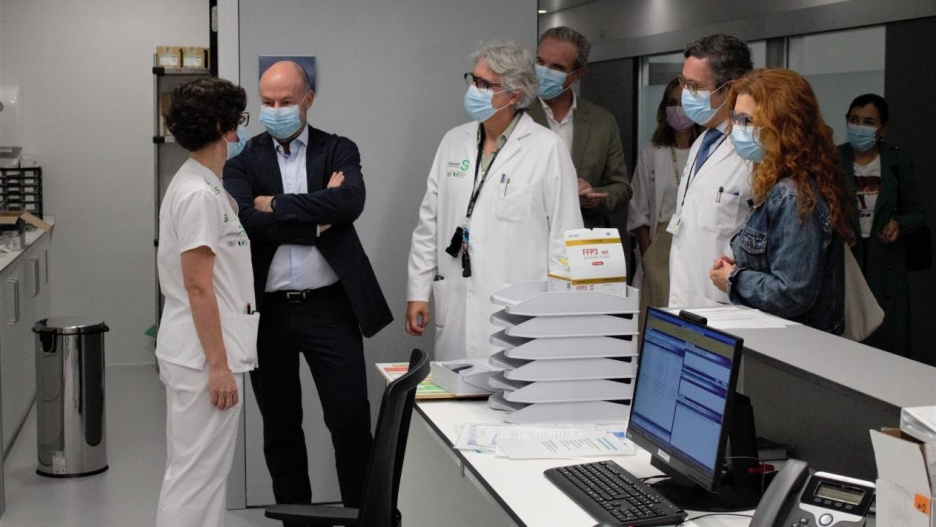 El director gerente del Sescam, Alberto Jara, en Albacete.

REMITIDA / HANDOUT por JCCM
Fotografía remitida a medios de comunicación exclusivamente para ilustrar la noticia a la que hace referencia la imagen, y citando la procedencia de la imagen en la firma
06/10/2025