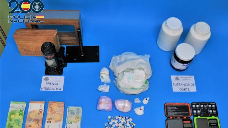 Parte de la droga incautada en Ciudad Real.