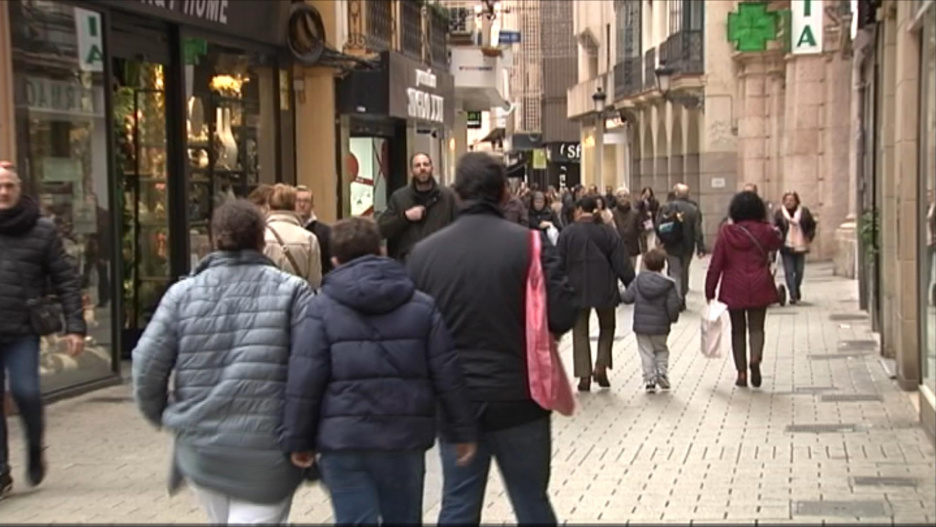 Según el Censo Anual de Población publicado este martes por el Instituto Nacional de Estadística (INE), la población residente en España a 1 de enero de 2025 se situó en 49.128.297 habitantes, 508.602 personas más que en la misma fecha de 2024 (un 1 % más)