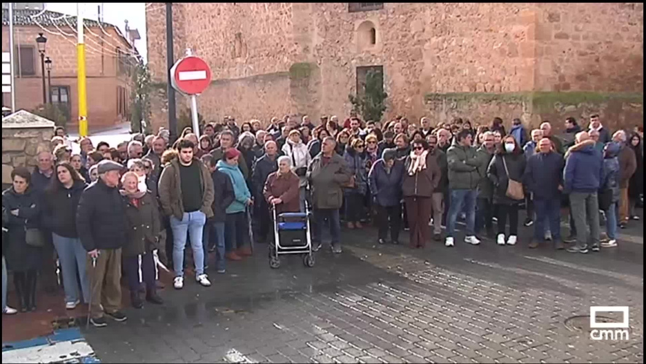 Minuto de silencio en Villanueva de Alcardete.