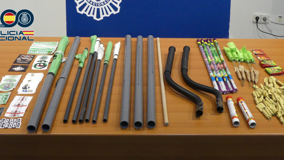 Efectos incautados a los detenidos.