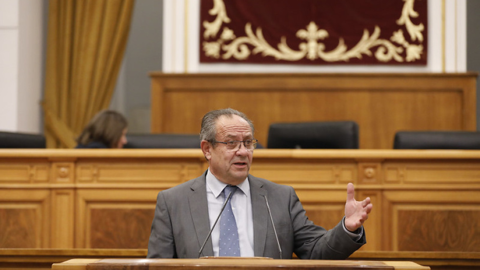 El consejero de Hacienda defenderá en las Cortes regionales los presupuestos para 2026.