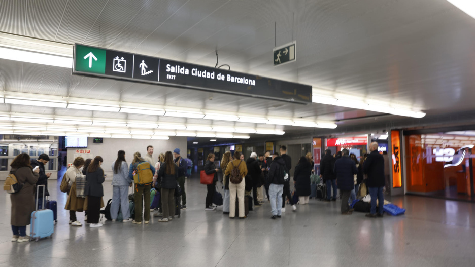 Vista del vestíbulo de la estación Puerta de Atocha en Madrid.