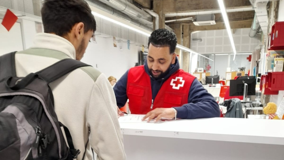 (Foto de ARCHIVO)
Más de 40.000 migrantes son voluntarios en Cruz Roja Española

REMITIDA / HANDOUT por CRUZ ROJA
Fotografía remitida a medios de comunicación exclusivamente para ilustrar la noticia a la que hace referencia la imagen, y citando la procedencia de la imagen en la firma
17/12/2025