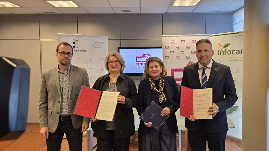 CMM, la consejería de Desarrollo Sostenible y GEACAM firman un convenio de colaboración para reforzar la difusión de la prevención de incendios forestales en la región
