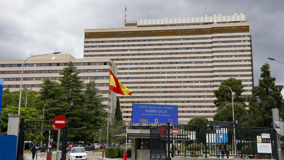 MADRID, 11/05/2026.- Vista general del Hospital Gómez Ulla en Madrid, este lunes. Los 14 españoles del crucero han pasado la noche tranquilos y sin síntomas en el Gómez Ulla. EFE/ Maria Aguilella Pardo