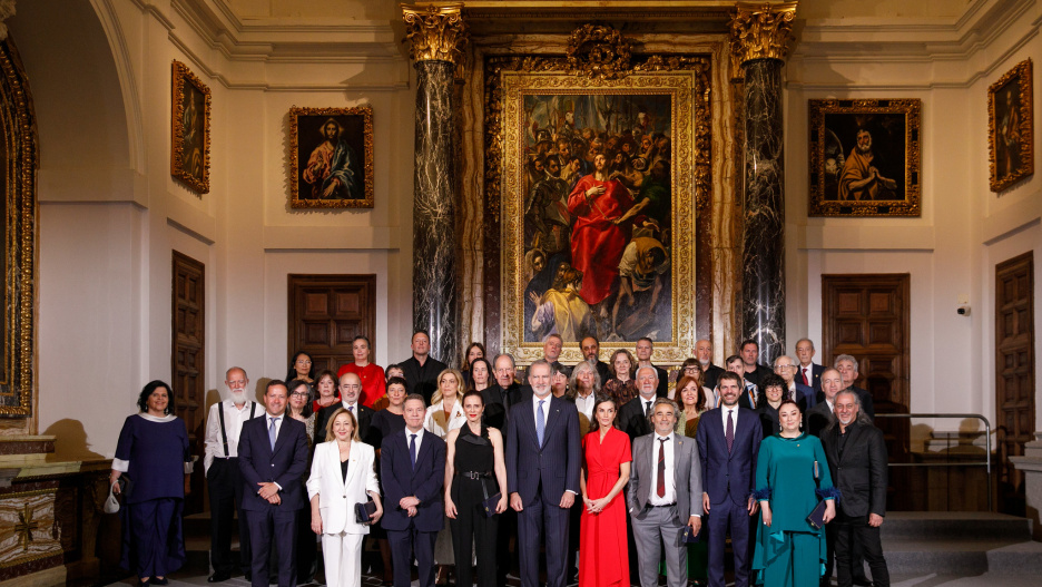 Foto de familia de todos los premiados.