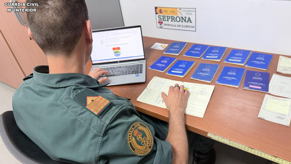 Se han detectado 14 cartillas sanitarias supuestamente falsificadas