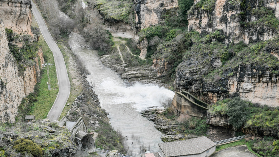 Vista del embalse de Alcorlo