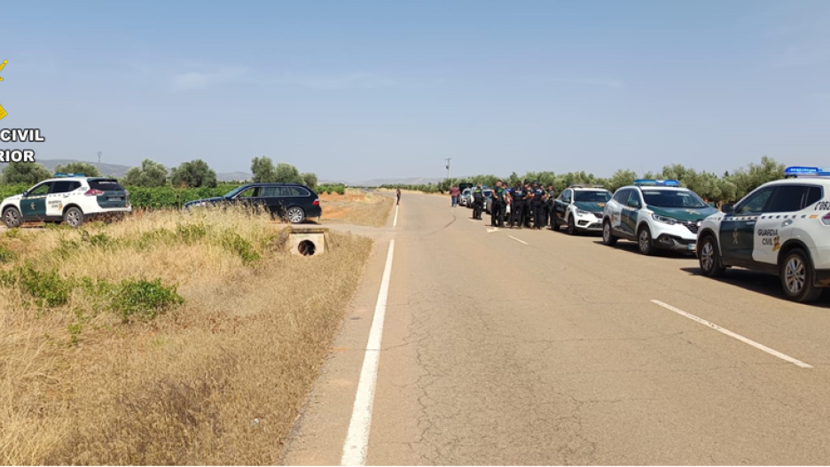 Durante la huida, los detenidos provocaron un accidente.