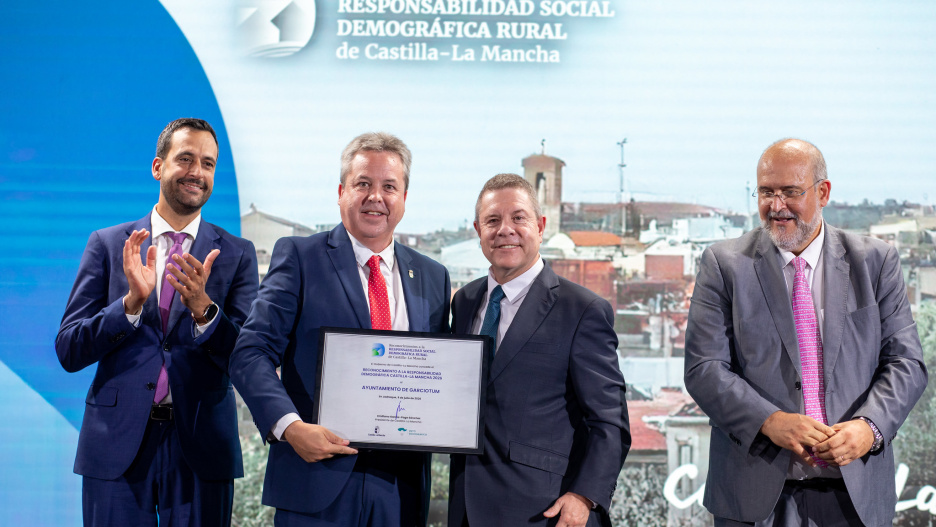 Acto de entrega de reconocimientos en Jadraque.