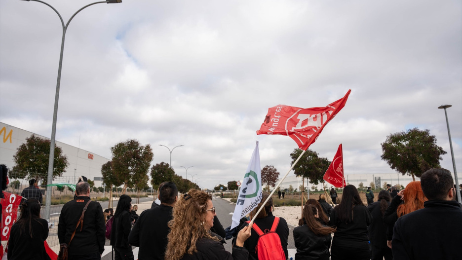 Trabajadores del sector logístico de Guadalajara en la huelga de 2023.