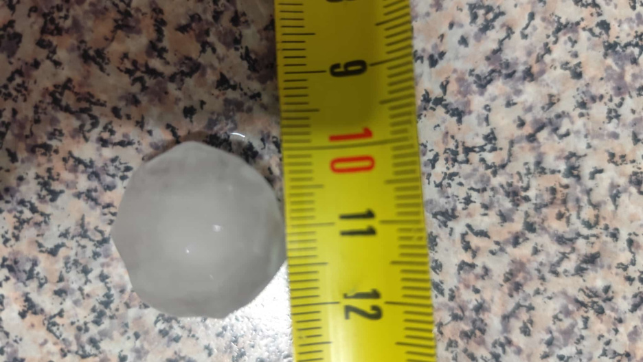 El hielo que ha descargado la granizada en Talavera de la Reina (Toledo)