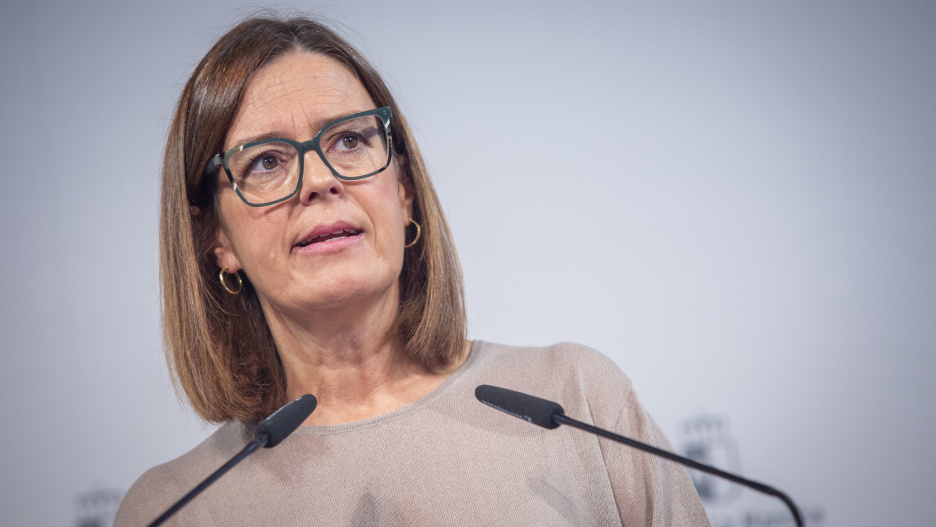 Esther Padilla, consejera portavoz del Gobierno de C-LM, desde el Palacio de Fuensalida