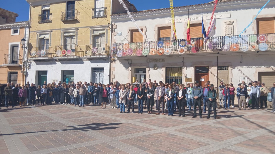 Este pueblo conquense ha decretado 3 días de luto por el presunto asesinato machista de Luisa, vecina de la localidad