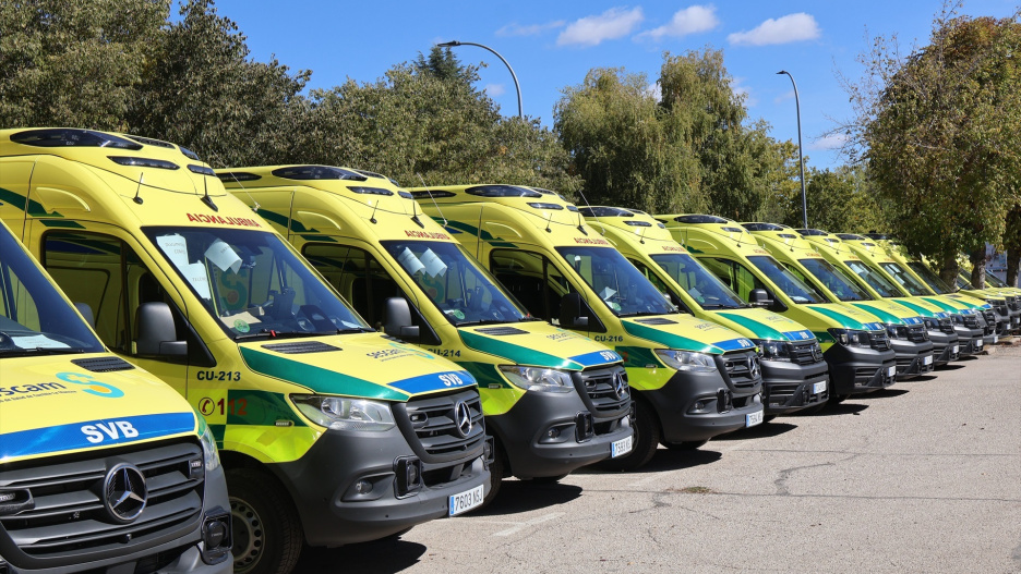 Flota de ambulancias del Sescam.

REMITIDA / HANDOUT por JCCM
Fotografía remitida a medios de comunicación exclusivamente para ilustrar la noticia a la que hace referencia la imagen, y citando la procedencia de la imagen en la firma
16/10/2026