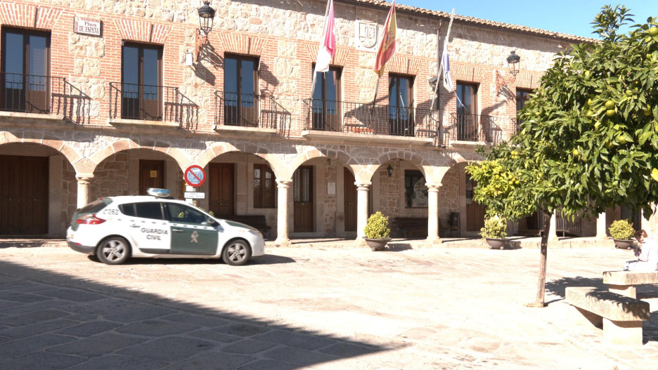 Presencia de la Guardia Civil en Valdeverdeja (Toledo)