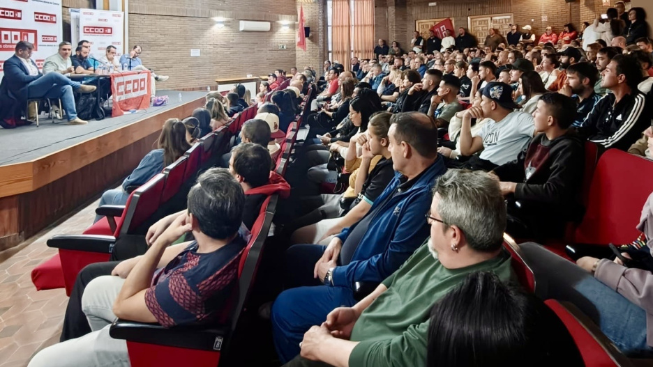 Asamble del sector cárnico en Tarancón.

REMITIDA / HANDOUT por CCOO
Fotografía remitida a medios de comunicación exclusivamente para ilustrar la noticia a la que hace referencia la imagen, y citando la procedencia de la imagen en la firma
26/10/2026