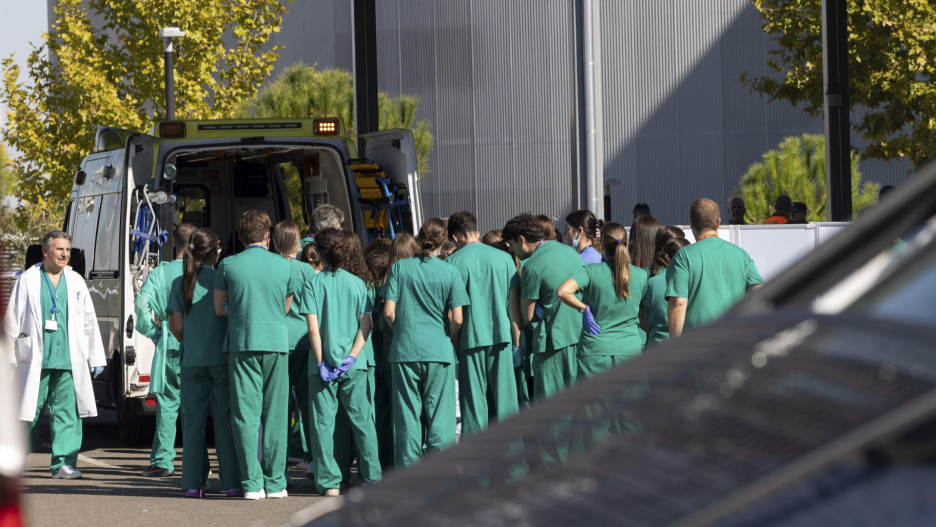 Llegada de los primeros heridos al Hospital Universitario de Toledo.