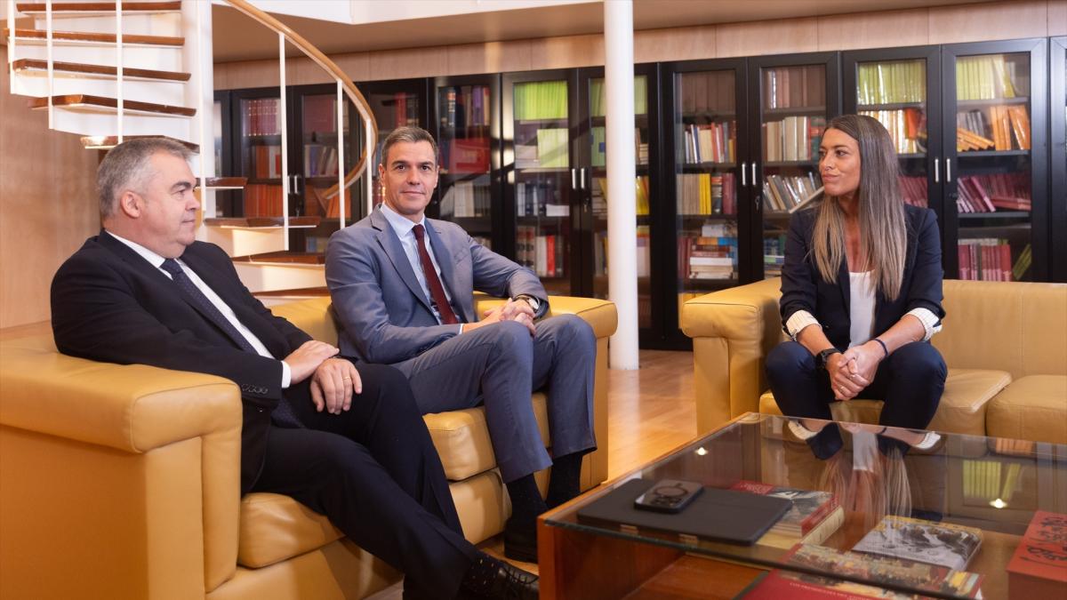 Esto es lo que dice el acuerdo de investidura de PSOE y Junts sobre la ...