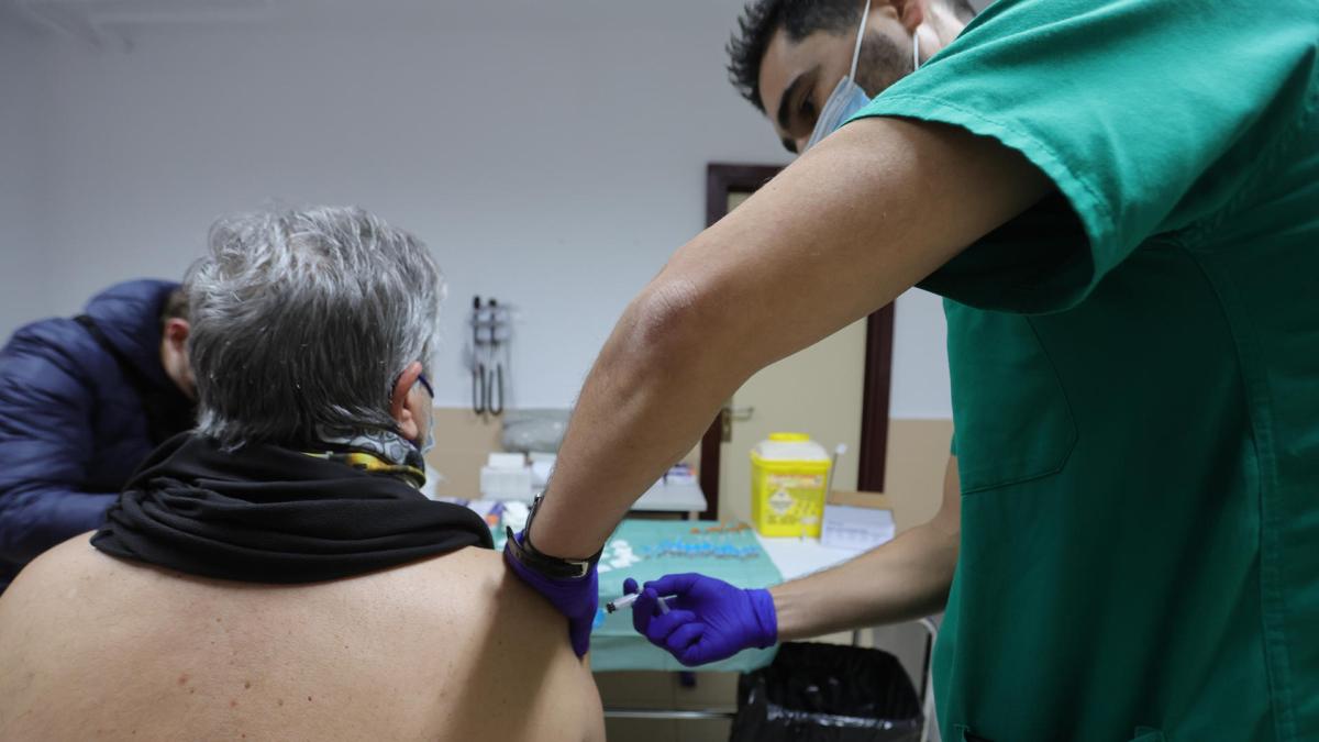 Influenza vaccination rate in Castile-La Mancha increases by 8 points in two weeks to 59%